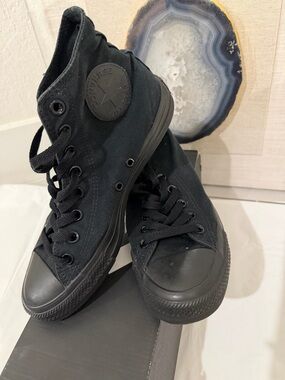 Converse Chuck Taylor All Star Hi "Black Monochrome" - Size 8.6